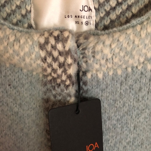 New with tag powder blue gray and cream plaid long sweater jacket - Picture 4 of 5